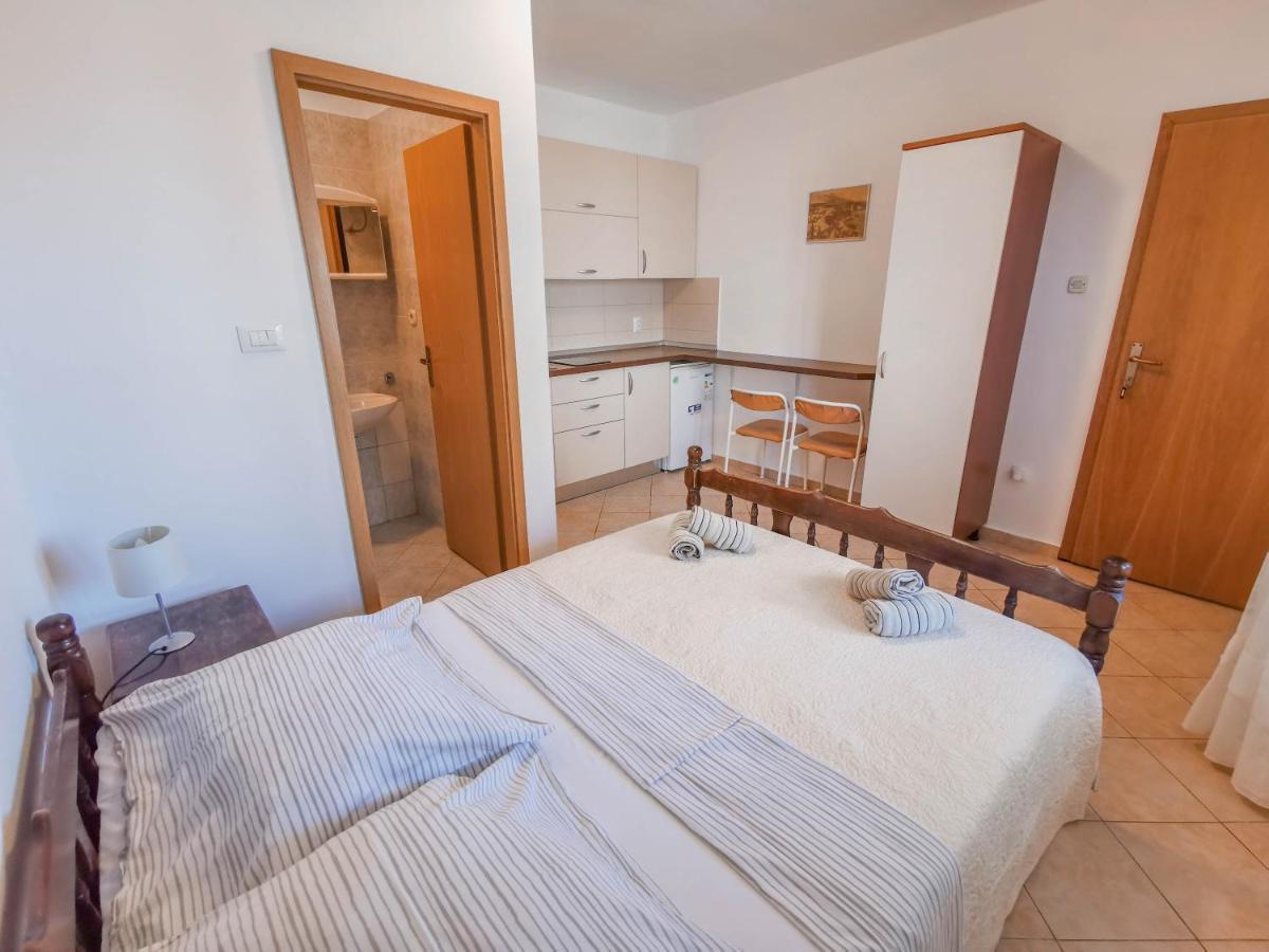 Apartments Patrick Baška Voda المظهر الخارجي الصورة